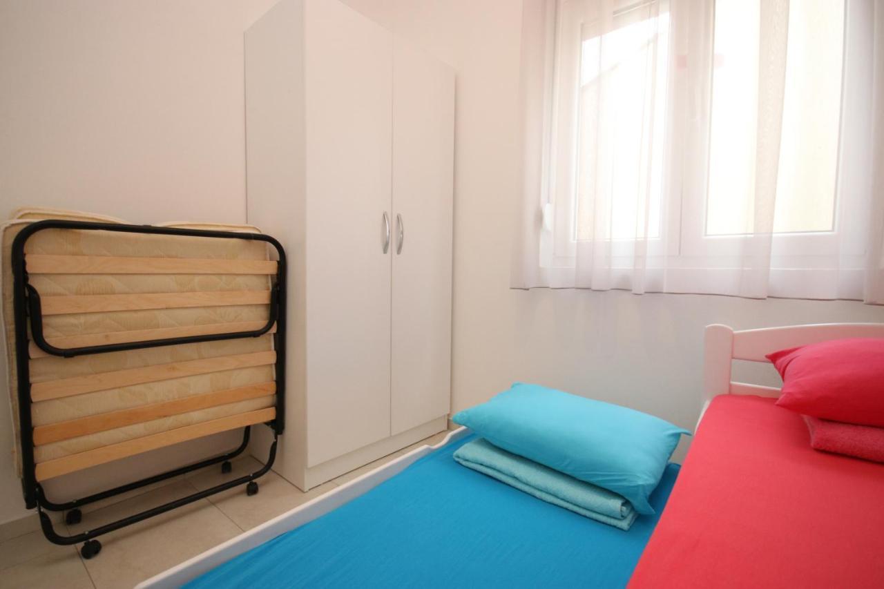 Relax Apartmani Sutomore Exterior photo