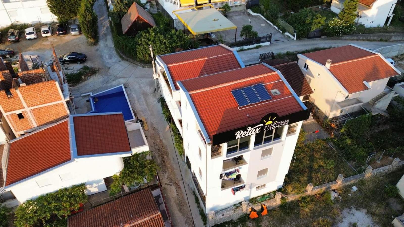 Relax Apartmani Sutomore Exterior photo